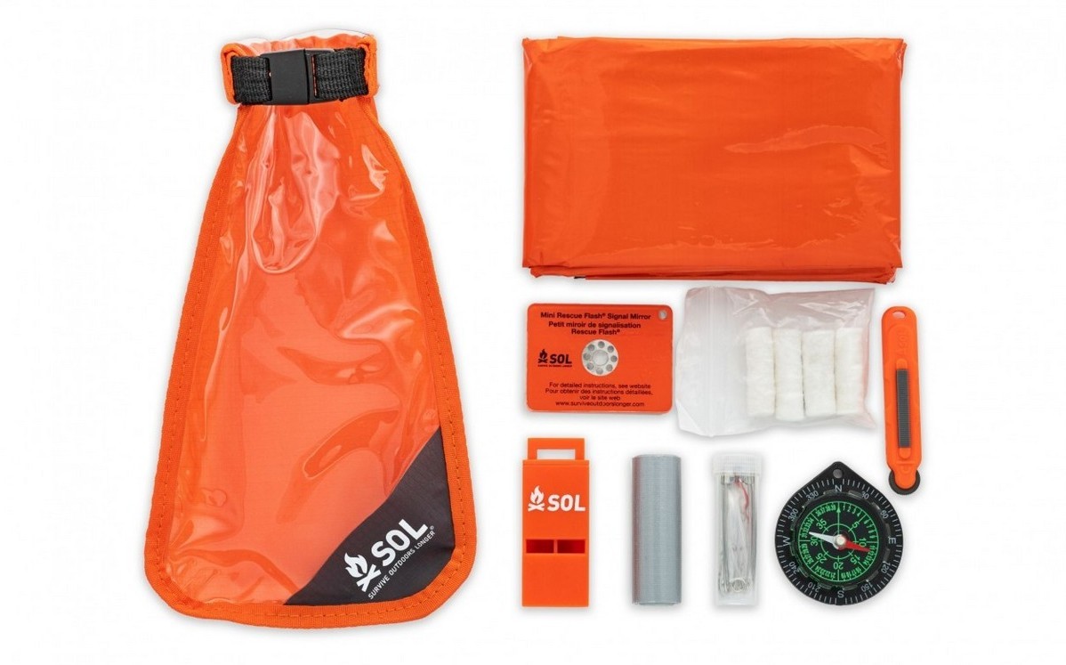survival kit bag set med första hjälpen
