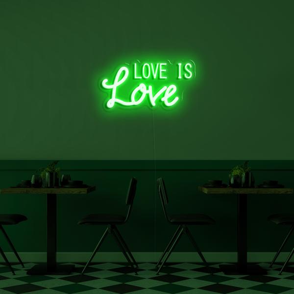 3D neon LED-logga på väggen - Love is Love med mått på 50 cm